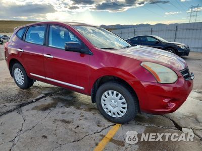 Czwarte zdjęcie samochodu z boku: 2013 NISSAN ROGUE S VIN:JN8AS5MV1DW123525 - miniatura