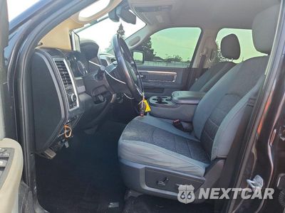 Zdjęcie 7 z 12 samochodu: 2017 RAM 1500 SLT VIN:1C6RR7LM6HS877765 - miniatura