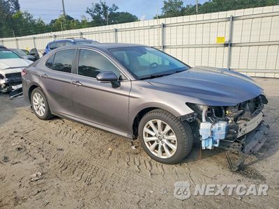 Czwarte zdjęcie samochodu z boku: 2018 TOYOTA CAMRY LE VIN:4T1B11HK5JU510142 - miniatura