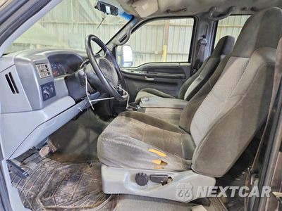 Zdjęcie 7 z 12 samochodu: 2002 FORD F250 SUPER DUTY VIN:1FTNW20F72EB67868 - miniatura