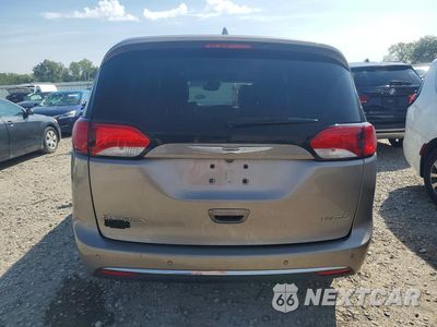 Zdjęcie 6 z 14 samochodu: 2017 CHRYSLER PACIFICA LIMITED VIN:2C4RC1GG2HR579873 - miniatura