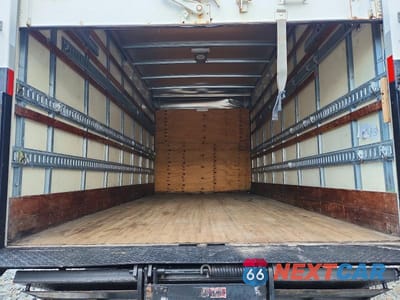 Zdjęcie 10 z 13 samochodu: 2015 ISUZU NPR HD VIN:JALC4W16XF7003512 - miniatura