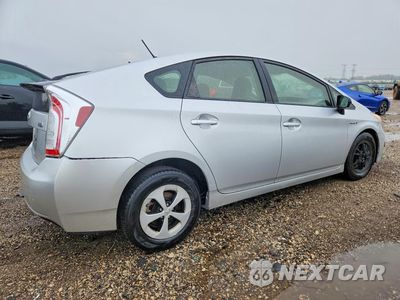 Trzecie zdjęcie samochodu z tyłu: 2013 TOYOTA PRIUS TWO VIN:JTDKN3DU6D5686563 - miniatura