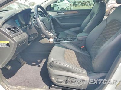 Zdjęcie 7 z 13 samochodu: 2017 HYUNDAI SONATA SPORT VIN:5NPE34AF4HH570024 - miniatura