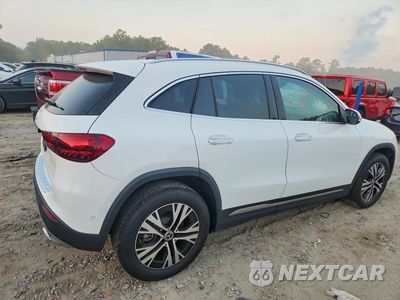Trzecie zdjęcie samochodu z tyłu: 2025 MERCEDES-BENZ GLA 250 VIN:W1N4N4GB4SJ660193 - miniatura