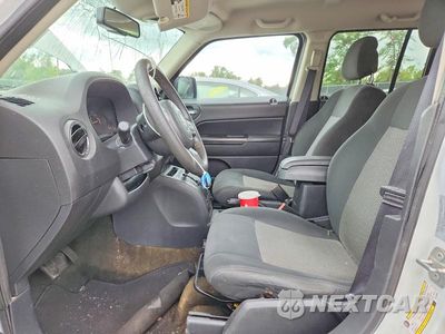 Zdjęcie 7 z 13 samochodu: 2017 JEEP PATRIOT SPORT VIN:1C4NJPBA5HD116204 - miniatura