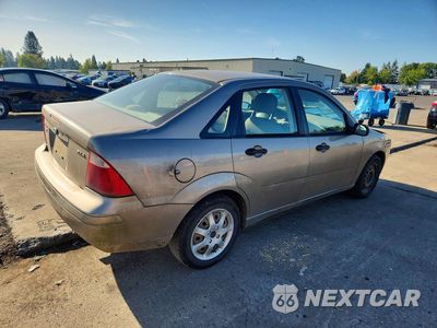 Trzecie zdjęcie samochodu z tyłu: 2005 FORD FOCUS ZX4 VIN:1FAFP34N05W258218 - miniatura