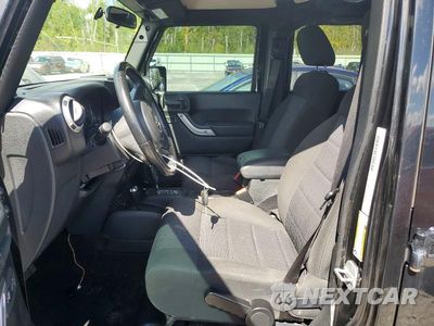 Zdjęcie 7 z 13 samochodu: 2012 JEEP WRANGLER UNLIMITED SAHARA VIN:1C4BJWEG1CL279766 - miniatura