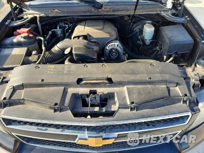 Zdjęcie 12 z 13 samochodu: 2013 CHEVROLET SUBURBAN C1500 LT VIN:1GNSCJE00DR354916 - miniatura