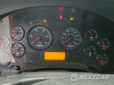 Zdjęcie 9 z 14 samochodu: 2014 INTERNATIONAL PROSTAR VIN:3HSDJAPR1EN791752 - miniatura