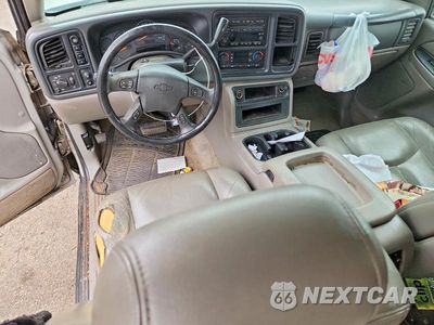 Zdjęcie 8 z 13 samochodu: 2005 CHEVROLET SUBURBAN K1500 VIN:1GNFK16Z85J187657 - miniatura