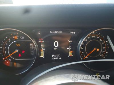 Zdjęcie 9 z 13 samochodu: 2018 JEEP WRANGLER UNLIMITED SAHARA VIN:1C4HJXEN1JW243327 - miniatura