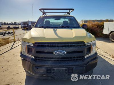 Piąte zdjęcie samochodu w środku: 2018 FORD F150 VIN:1FTMF1CB6JKC26455 - miniatura