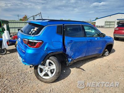 Trzecie zdjęcie samochodu z tyłu: 2024 JEEP COMPASS LATITUDE VIN:3C4NJDBN5RT591364 - miniatura