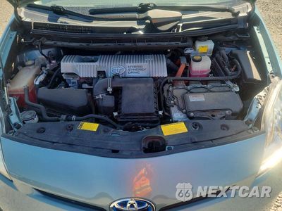 Zdjęcie 12 z 13 samochodu: 2014 TOYOTA PRIUS TWO VIN:JTDKN3DU4E1758501 - miniatura