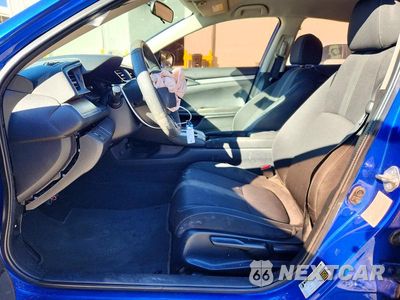 Zdjęcie 7 z 12 samochodu: 2018 HONDA CIVIC LX VIN:19XFC2F50JE022766 - miniatura