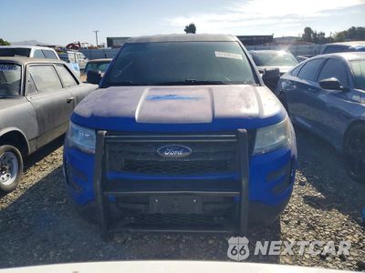 Piąte zdjęcie samochodu w środku: 2017 FORD EXPLORER POLICE INTERCEPTOR VIN:1FM5K8AR9HGB55835 - miniatura