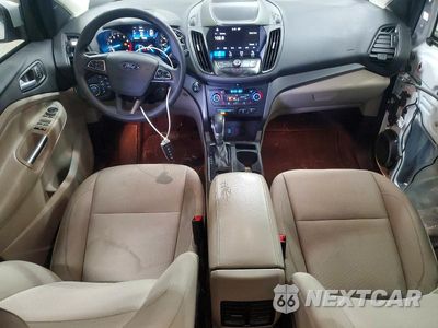 Zdjęcie 8 z 12 samochodu: 2019 FORD ESCAPE SE VIN:1FMCU0GD0KUA01442 - miniatura