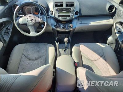 Zdjęcie 8 z 14 samochodu: 2010 TOYOTA RAV4 BASE VIN:2T3BF4DV8AW058620 - miniatura