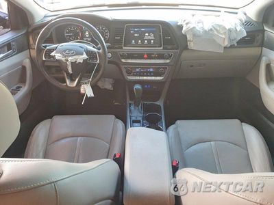 Zdjęcie 8 z 12 samochodu: 2019 HYUNDAI SONATA LIMITED VIN:5NPE34AF2KH820237 - miniatura