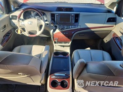 Zdjęcie 8 z 14 samochodu: 2013 TOYOTA SIENNA LIMITED 7-PASSENGER VIN:5TDDK3DC1DS061328 - miniatura