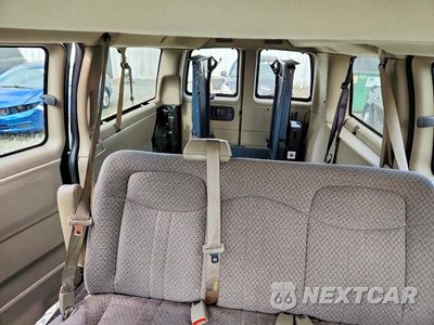 Zdjęcie 10 z 13 samochodu: 2004 CHEVROLET EXPRESS G1500 VIN:1GNFG15T641116647 - miniatura