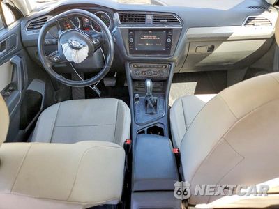 Zdjęcie 8 z 13 samochodu: 2019 VOLKSWAGEN TIGUAN SE VIN:3VV3B7AX0KM188015 - miniatura