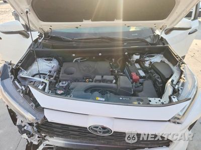 Zdjęcie 12 z 13 samochodu: 2024 TOYOTA RAV4 XLE VIN:2T3W1RFVXRC272838 - miniatura