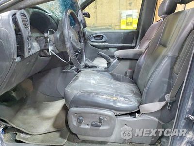 Zdjęcie 7 z 13 samochodu: 2004 CHEVROLET TRAILBLAZER LS VIN:1GNDT13S142103067 - miniatura