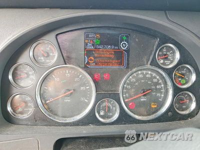 Zdjęcie 9 z 14 samochodu: 2022 KENWORTH T680 SEMI TRUCK VIN:1XKYDP9X1NJ473217 - miniatura