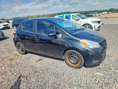Czwarte zdjęcie samochodu z boku: 2012 TOYOTA YARIS 5-DOOR LE VIN:JTDKTUD3XCD505245 - miniatura