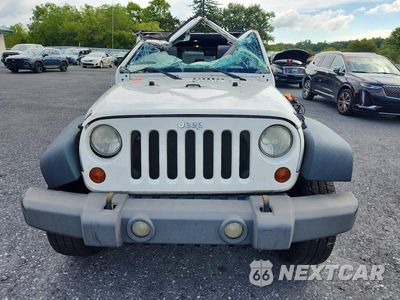 Piąte zdjęcie samochodu w środku: 2009 JEEP WRANGLER UNLIMITED X VIN:1J4GA39149L766750 - miniatura