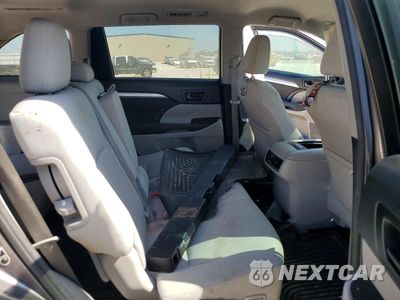 Zdjęcie 11 z 13 samochodu: 2016 TOYOTA HIGHLANDER LE VIN:5TDZARFH6GS023005 - miniatura