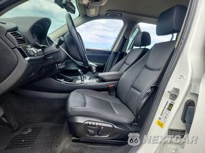 Zdjęcie 7 z 13 samochodu: 2017 BMW X3 SDRIVE28I VIN:5UXWZ7C34H0V86520 - miniatura