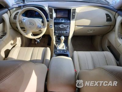 Zdjęcie 8 z 13 samochodu: 2015 INFINITI QX70 BASE VIN:JN8CS1MU7FM380812 - miniatura