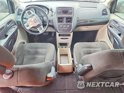 Zdjęcie 8 z 14 samochodu: 2015 DODGE GRAND CARAVAN SE VIN:2C4RDGBG6FR625371 - miniatura