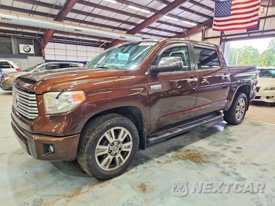 2014 TOYOTA TUNDRA CREWMAX PLATINUM 5TFAY5F17EX326371 - główne zdjęcie licytacji z USA - miniatura