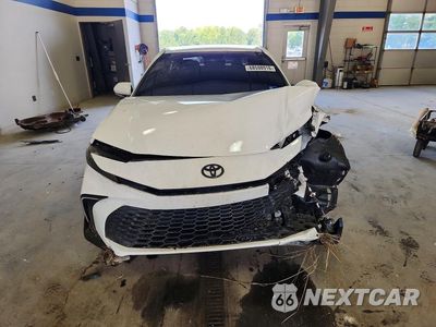 Piąte zdjęcie samochodu w środku: 2025 TOYOTA CAMRY SE VIN:4T1DAACK2SU028536 - miniatura
