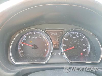 Zdjęcie 9 z 13 samochodu: 2019 NISSAN VERSA SV VIN:3N1CN7AP8KL864841 - miniatura