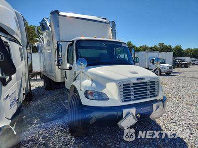 Czwarte zdjęcie samochodu z boku: 2022 FREIGHTLINER BUSINESS CLASS M2 BOX TRUCK VIN:3ALACWFC2NDNM9394 - miniatura