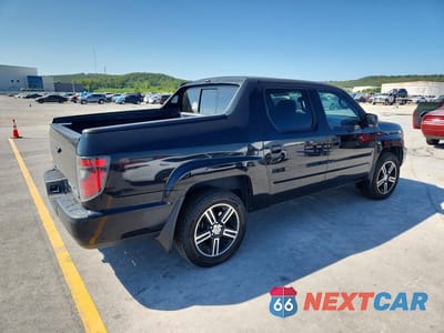 Trzecie zdjęcie samochodu z tyłu: 2013 HONDA RIDGELINE SPORT VIN:5FPYK1F72DB018229 - miniatura