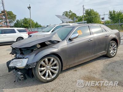 2019 CHRYSLER 300 LIMITED 2C3CCAEG5KH585693 - główne zdjęcie licytacji z USA - miniatura