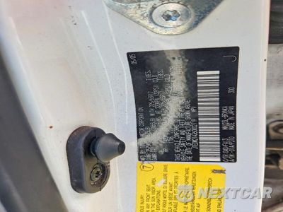 Zdjęcie 13 z 13 samochodu: 2006 TOYOTA HIGHLANDER HYBRID VIN:JTEDW21A360002719 - miniatura