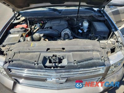 Zdjęcie 12 z 13 samochodu: 2007 CHEVROLET SUBURBAN C1500 VIN:1GNFC16087J248510 - miniatura