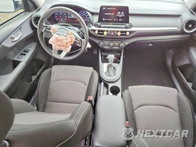 Zdjęcie 8 z 12 samochodu: 2024 KIA FORTE LXS VIN:3KPF24AD4RE706826 - miniatura