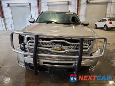 Piąte zdjęcie samochodu w środku: 2008 CHEVROLET SILVERADO K2500 HEAVY DUTY VIN:1GCHK29698E158058 - miniatura