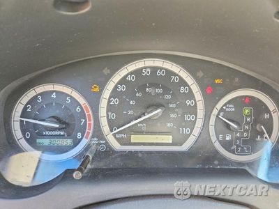 Zdjęcie 9 z 13 samochodu: 2004 TOYOTA SIENNA XLE LIMITED 7 PASSENGER VIN:5TDBA22C84S027832 - miniatura