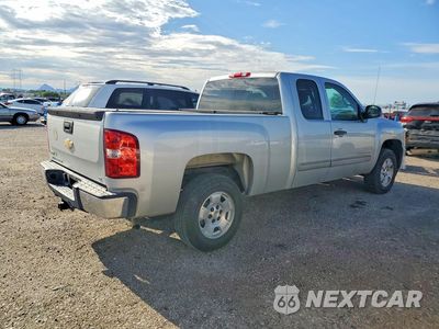 Trzecie zdjęcie samochodu z tyłu: 2011 CHEVROLET SILVERADO C1500 LT VIN:1GCRCSE05BZ381894 - miniatura