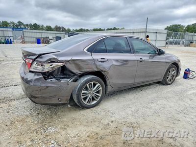 Trzecie zdjęcie samochodu z tyłu: 2017 TOYOTA CAMRY SE VIN:4T1BF1FK4HU664923 - miniatura
