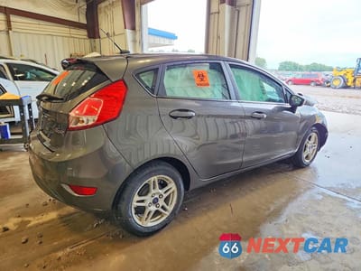 Trzecie zdjęcie samochodu z tyłu: 2017 FORD FIESTA SE VIN:3FADP4EJXHM126113 - miniatura